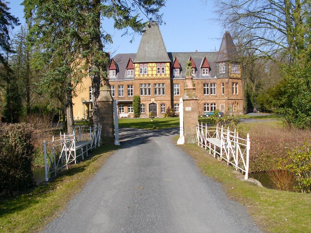 Impressionen des Bastattungshauses Homburg-Sieks aus Bünde